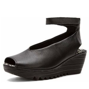 NEW Bernie Mev. Melly Black Leather Wedge Sandals Velcro Strap Women 36 USA 5.5